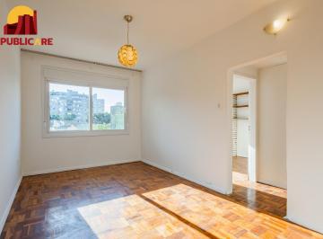 Apartamento · 122m² · 2 Quartos · Apartamento de 2 Quartos com pátio no bairro Petrópolis
