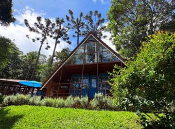 Casa de 3 quartos, Campos do Jordão · Refúgio com Dois Chalés em Meio à Natureza – Campos do Jordão
