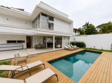 1 · Casa contemporânea com 400 m², piscina e integração total no Alto de Pinheiros