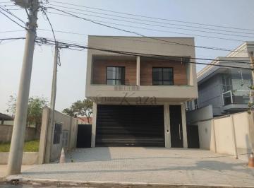 Comercial · 270m² · 3 Vagas · Oportunidade - Ponto Comercial - Urbanova - 270m².