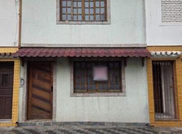 Casa · 55m² · 2 Quartos · Sobrado Residencial para Aluguel ou Venda na Vila Gumercindo (SP) | 2 Quartos | Quintal