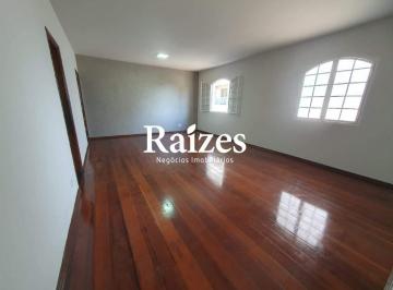 Apartamento · 126m² · 3 Quartos · 1 Vaga · Apartamento residencial 3 quartos sendo 1 suíte no Santa Maria com 126m², 2 varandas e 1 vaga