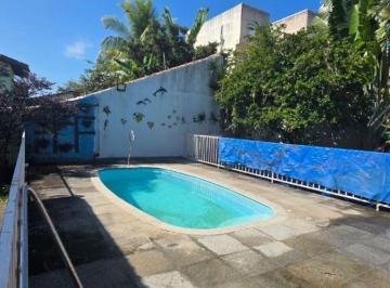 Casa de 3 quartos, Rio das Ostras · ALUGO CASA COM 3 QUARTOS E PISCINA NO SERRAMAR EM RIO DAS OSTRAS