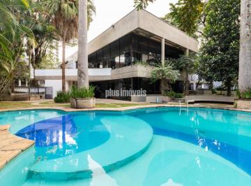 Casa · 768m² · 4 Quartos · 6 Vagas · Casa com 4 Quartos e 10 banheiros à Venda, 768 m²