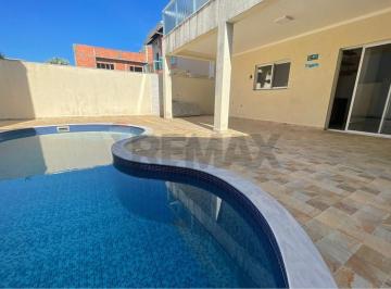 Casa · 4 Quartos · 2 Vagas · Sobrado em Condomínio Fechado com Piscina