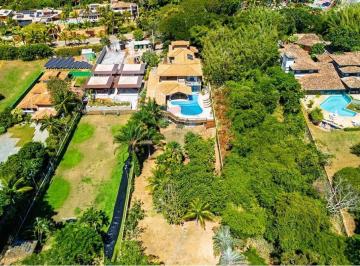 Casa · 800m² · 6 Quartos · 8 Vagas · Casa luxuosa à venda na Ferradura em Búzios a 100 m da praia