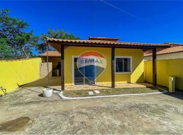 Casa · 68m² · 2 Quartos · Casa à venda na Rasa em Búzios com 2 quartos!