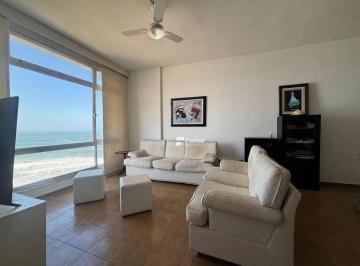 e2e0a272541d42f1dc5278ea0e1d6310a55ceca5 · Apartamento a venda frente para o mar na Pitangueiras - Guarujá/SP.
