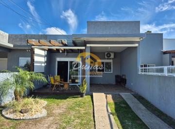 Casa · 60m² · 2 Quartos · 1 Vaga · Geminada à venda na Aldeia da Lagoa - Tramandaí/RS
