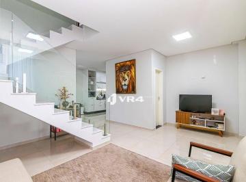 9ce415ababaae525e7fcef81ec2de366987f3c52 · Sobrado em Condomínio à Venda no Fanny em Curitiba | 177m² | 3 Quartos com Closet | Suíte | 2 Vagas