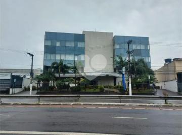 Comercial de 10 quartos, São Paulo · Galpão com prédio comercial