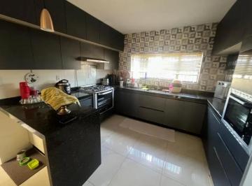 Casa de 3 quartos, Mauá · Casa com 110 m² e 3 quartos à venda em Vila Dirce