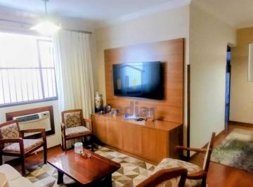 Apartamento · 83m² · 2 Quartos · 1 Vaga · Apartamento com 2 dormitórios sendo uma suíte, de frente, vista lateral ao mar e garagem demarcada