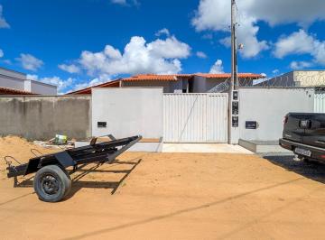 Fachada · Casa com dois quartos em Guriri