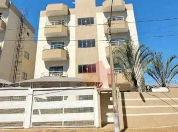 5ebdb30d6a41d0092bd0e194a986a06221b2e2de · Apartamento amplo, 67 metros, 2 quartos, sala, cozinha, banheiro e sacada.