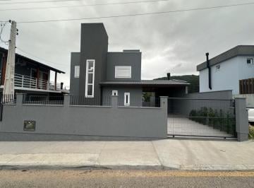 Casa · 110m² · 2 Quartos · 2 Vagas · Casa Alto Padrão em Rio Tavares, Florianópolis/SC