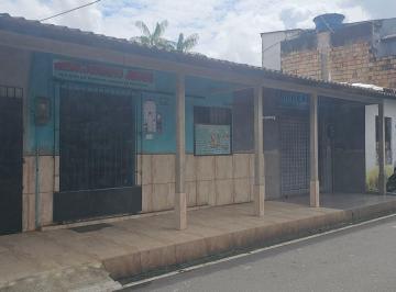 Casa · 205m² · 2 Quartos · 1 Vaga · Casa ampla com comércio ativo no bairro 40 Horas em Ananindeua