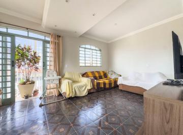 Casa de 5 quartos, Recanto das Emas · CASA 2 PAVIMENTOS + KITNET E SALA COMERCIAL SEPARADAS