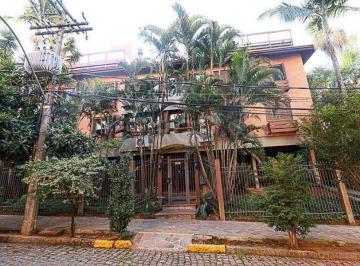 Apartamento · 145m² · 3 Quartos · 2 Vagas · Excelente apartamento de 3 dormitórios , uma suíte , próximo ao Grêmio Náutico U