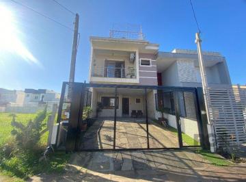 Casa · 138m² · 3 Quartos · 2 Vagas · Casa em Hípica