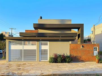 Casa · 127m² · 3 Quartos · 3 Vagas · No Jardins do Prado, excelente residência térrea com 3 dormitórios semimobiliada