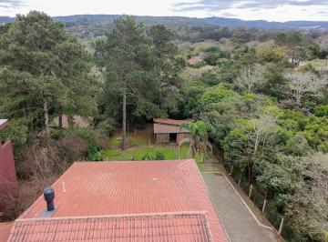 Descubra esta incrível casa à venda localizada na Estrada Maria Altina, no bairr · Casa de alvenaria, com 3 dormitórios, 1 suíte, living, cozinha, lavanderia, chur