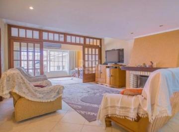 Casa · 351m² · 3 Quartos · 3 Vagas · Casa para Venda - 309m², 3 dormitórios, sendo 1 suites, 3 vagas - Medianeira