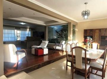 Casa · 351m² · 4 Quartos · 2 Vagas · Excelente Casa de Esquina no Residencial Bahamas – Ipanema, com 351m² privativos