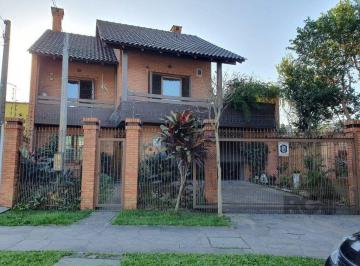Casa · 295m² · 3 Quartos · 4 Vagas · Sobrado em Jardim Floresta