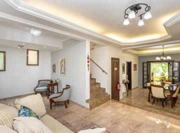 Casa · 429m² · 4 Quartos · 4 Vagas · Casa de 272m², 4 dormitórios, 2 suítes e 4 vagas de garagem, no bairro Ipanema,