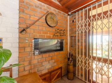 Casa de 3 quartos, Porto Alegre · Casa Exclusiva na Zona Sul com Vista Panorâmica, Piscina e Poço Artesiano!