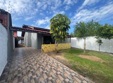 Casa de 2 quartos, Itanhaém · casa em Peruíbe com piscina lote inteiro