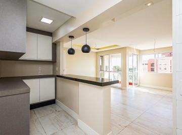 Apartamento de 3 quartos, Curitiba · Apê no Le Jardin com muito sol!