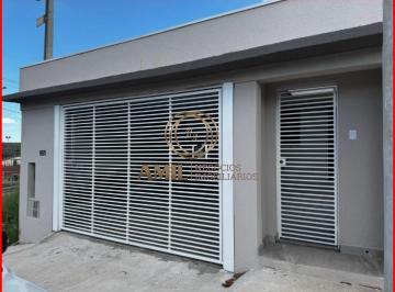Foto 01 · CASA PORTAL DOS PÁSSAROS COM 3 QUARTOS, 1 SUÍTE, PISCINA, COZINHA INTEGRADA, ÁREA GOURMET, ÁREA DE S
