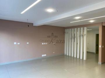 Comercial · 100m² · 3 Vagas · Oportunidade - Ponto Comercial - Jardim Apolo I - 100m².