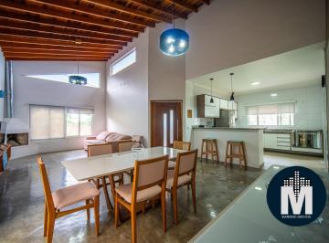 Casa · 484m² · 3 Quartos · 4 Vagas · Casa com 3 dormitórios, sendo 1 suíte para venda - Vargem Grande Paulista
