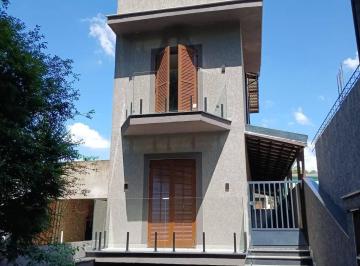 Casa · 240m² · 3 Quartos · 4 Vagas · Sobrado à Venda 3Dorms, 4 Vagas de Garagem  – Parque Esmeralda | Barueri