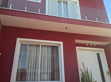 Casa · 233m² · 4 Vagas · Casa à Venda 233m² 2 suítes com sacada, 4 vagas. Vila do Conde – Barueri!