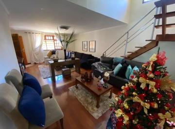 Casa de 3 quartos, São Carlos · Casa de 200m² em São Carlos - SP: