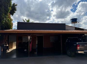 Casa de 3 quartos, Brasília · Oportunidade única casa com lote comercial na frente Lúcio Costa/ Vicente Pires