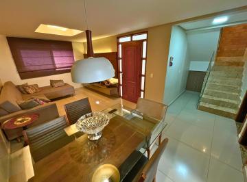 Casa · 145m² · 4 Quartos · 2 Vagas · Sobrado 4 Quartos c/ Suíte | 145m² | 2 Vagas | Espaço Gourmet c/ Churrasqueira | Jardim América – Go