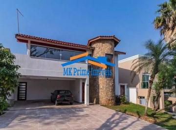 Casa · 450m² · 4 Quartos · Residência Confortável e Funcional no Alphaville 11 4 dorm. sendo 2 suites