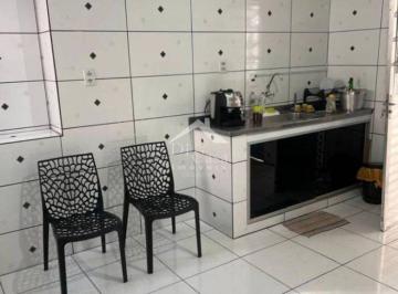 Comercial · 2 Quartos · More ou Empreenda no Centro de Atibaia – Imóvel com Potencial Residencial e Comercial