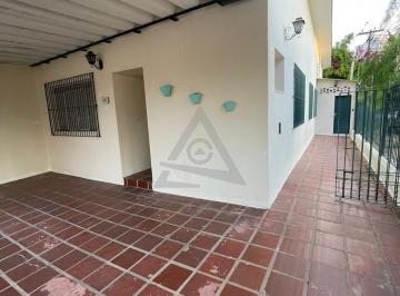 Comercial · 103m² · 3 Quartos · 1 Vaga · Casa à venda em Campinas, Taquaral, com 3 quartos, com 103 m²