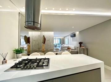 Apartamento · 126m² · 3 Quartos · 2 Vagas · Apartamento 3 Quartos com 3 Suítes e 126m² - Kobrasol