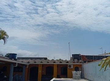 Casa de 2 quartos, Itanhaém · Casa com 2 dormitórios à venda - 116.82 m² - Regina - Itanhaém/SP