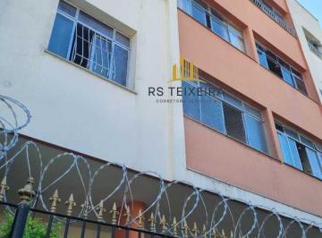 Apartamento de 3 quartos, Niterói · Apartamento Espaçoso de 2 Quartos + Dependência Completa – A 7 min da Ponte!