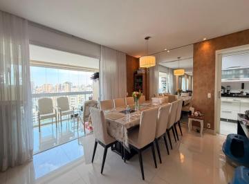 Apartamento · 206m² · 3 Quartos · Apartamento à venda - no Campo Belo