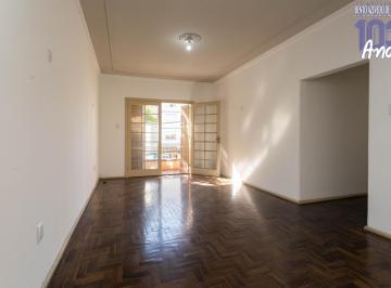 Apartamento · 93m² · 3 Quartos · 1 Vaga · Amplo Apartamento de 3 Dormitórios com Sacada e Garagem na Av. Protásio Alves