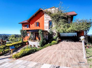Casa · 399m² · 3 Quartos · 4 Vagas · Casa estilo sítio no Alphaville Porto Alegre | Lago com carpas, pomar e vista pe